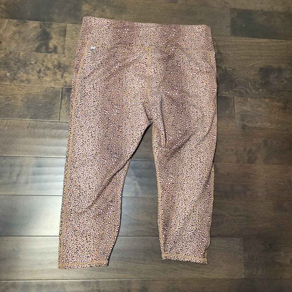 Fabletics Leopard Print Leggings - Picture 6 of 10